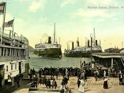 Postcard - Harbor Scene, Detroit, Mich.
