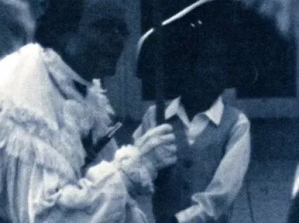 Brochure - Educational Tours and Experiences
for School Groups at the Detroit Historical Museum