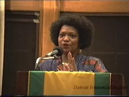 File, Digital Video - Contemporary American Authors Lecture Series
Rita Dove, Friday April 19, 1996
Marygrove College
Master
#1 1::26:53