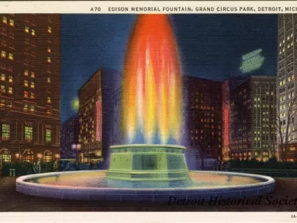 Postcard - Edison Memorial Fountain, Grand Circus Park, Detroit, Mich.
