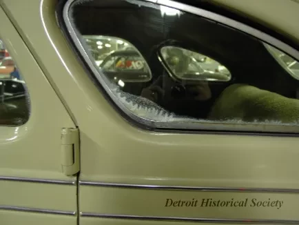 Automobile - 1934 Chrysler Airflow 4-Door Sedan