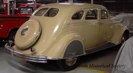 Automobile - 1934 Chrysler Airflow 4-Door Sedan