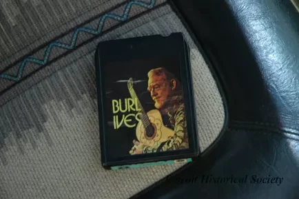 Automobile - 1975 American Motors 2-Door Pacer