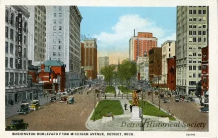 Postcard - Washington Boulevard from Michigan Avenue, Detroit, Mich.