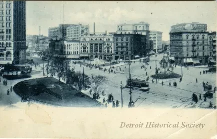 Postcard - No. 301. Detroit, Mich. Campus Martius