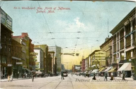 Postcard - Woodward Ave. North of Jefferson, Detroit, Mich.