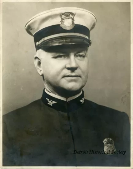 Print, Photographic - Detroit Police Officer