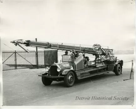 Print, Photographic - Detroit Fire Department Water Tower No. 1