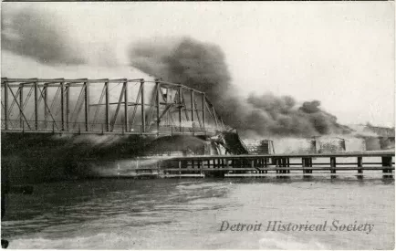 Postcard - Belle Isle Bridge Fire, April 27, 1915