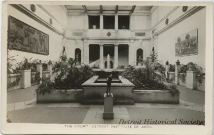 Postcard - The Court, Detroit Institute of Arts - The Court Detroit Institute of Arts