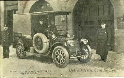 Postcard - Vesta Electric Lamps & Batteries Used on this Car