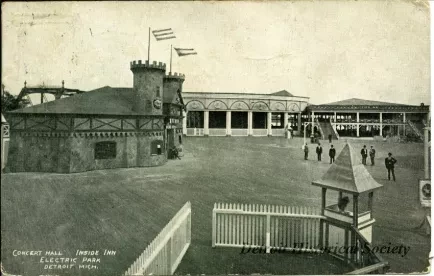 Postcard - Concert Hall, Inside Inn, Electric Park Detroit Mich.