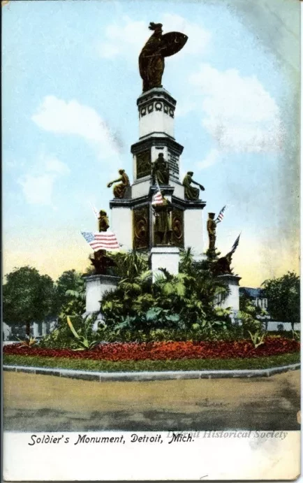 Postcard - Soldier's Monument, Detroit, Mich.
