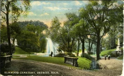 Postcard - Elmwood Cemetery, Detroit, Mich.