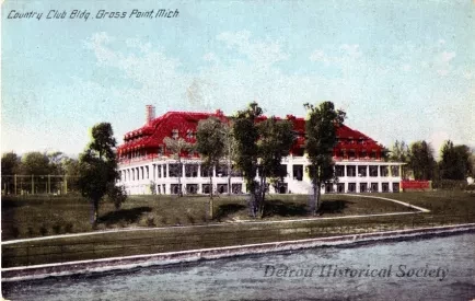 Postcard - Country Club Bldg., Gross Point, Mich.