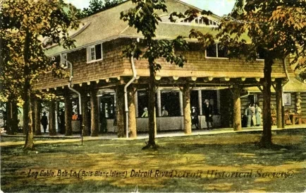 Postcard - Log Cabin, Bob-lo (Bois Blanc Island), Detroit River.