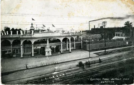 Postcard - Electric Park, Detroit, Mich. Exterior