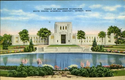 Postcard - Temple of Memories Mausoleum, White Chapel Memorial Cemetery, Detroit, Mich.