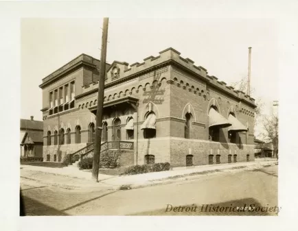 Binder, Post - Appraisal of Buildings for Michigan Bell Telephone Co. 
by Albert Kahn, Inc.