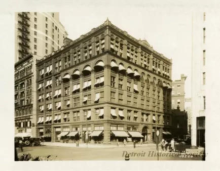 Binder, Post - Appraisal of Buildings for Michigan Bell Telephone Co. 
by Albert Kahn, Inc.