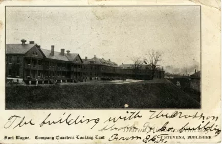 Postcard - Fort Wayne. Company Quarters Looking East.
