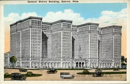 Postcard - General Motors Building, Detroit, Mich.