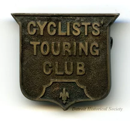 Pin - Cyclists' Touring Club