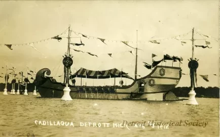 Postcard - Cadillaqua, Detroit, Mich, 1912