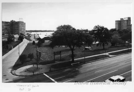Print, Photographic - Memorial Park, October 1981