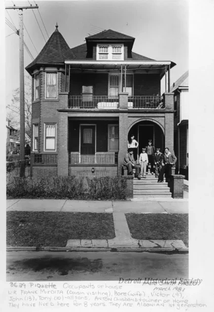 Print, Photographic - 3629 Piquette