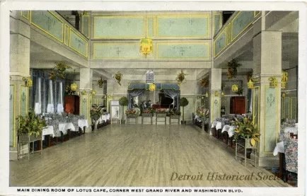 Postcard - Main Dining Room of Lotus Cafe, Corner West Gtrand River and Washington Blvd.