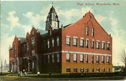 Postcard - High School, Wyandotte, Mich.