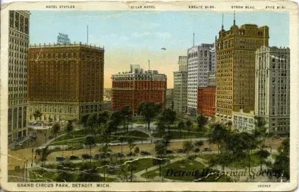 Postcard - Grand Circus Park, Detroit, Mich.