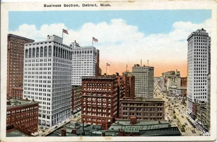 Postcard - Business Section, Detroit, Mich.