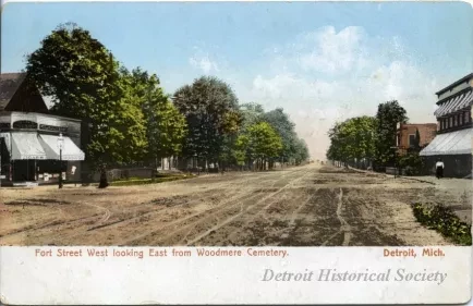 Postcard - Fort Street West looking East from Woodmere Cemetery. Detroit, Mich.