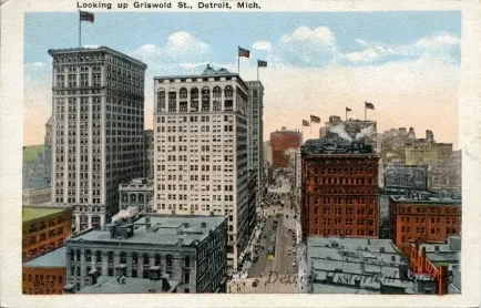 Postcard - Looking up Griswold St., Detroit, Mich.
