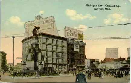 Postcard - Michigan Ave., Cadillac Sq., Detroit, Mich.