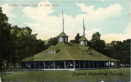 Postcard - Pavilion, Tashmoo Park, St. Clair River.