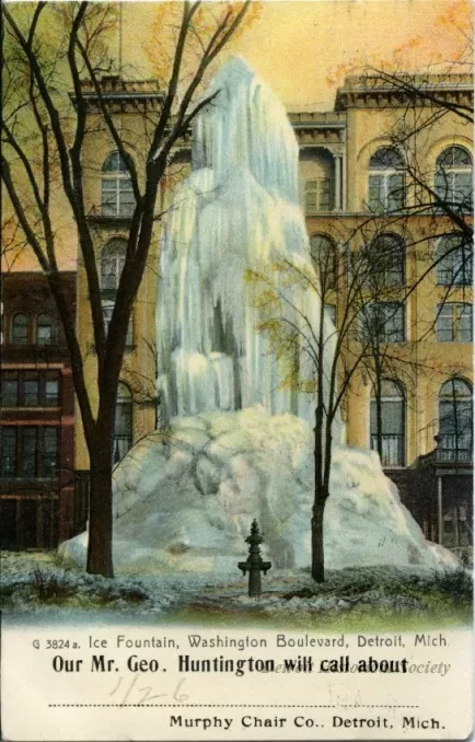 Postcard - Ice Fountain, Washington Boulevard, Detroit, Mich.