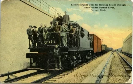 Postcard - Electric Engine used for Hauling Trains through Tunnel under Detroit River, Detroit, Mich.