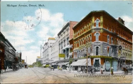 Postcard - Michigan Avenue, Detroit, Mich.