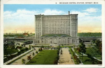 Postcard - Michigan Central Station, Detroit, Mich.
