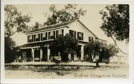 Postcard - Historical Walker Tavern, Brooklyn, Mich