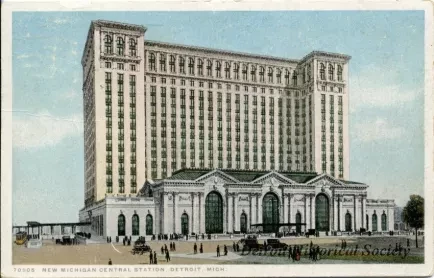 Postcard - New Michigan Central Station, Detroit, Mich.