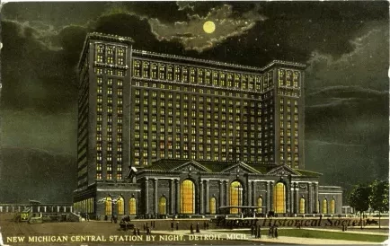 Postcard - New Michigan Central Station by Night, Detroit, Mich.