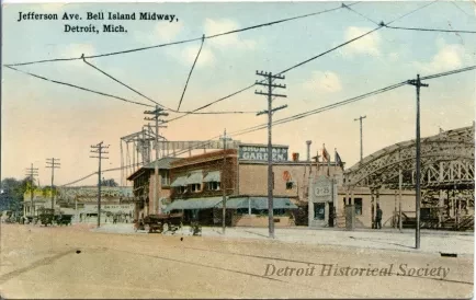 Postcard - Jefferson Ave. Bell Island Midway, Detroit, Mich.