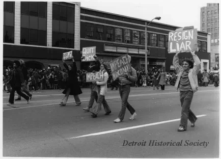Print, Photographic - Thanksgiving Day Parade, 1973