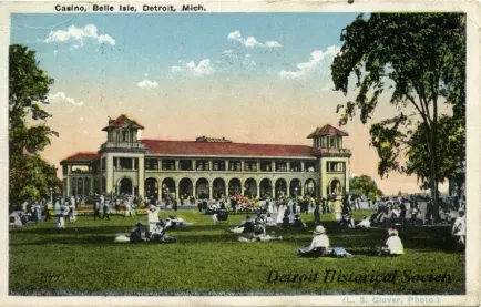 Postcard - Casino, Belle Isle, Detroit, Mich