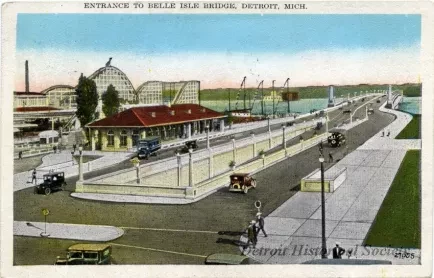 Postcard - Entrance to Belle Isle Bridge, Detroit, Mich.