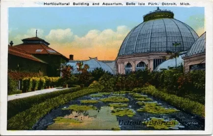 Postcard - Horticultural Building and Aquarium, Belle Isle Park, Detroit, Mich.